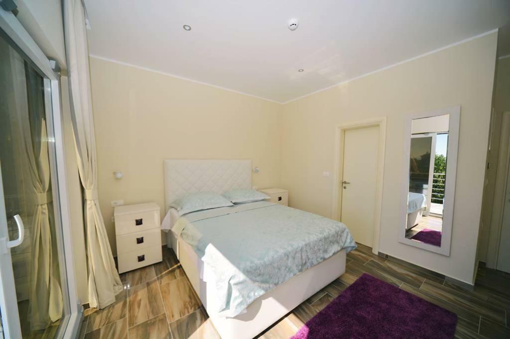 Guest House Manuela Opatija Eksteriør billede